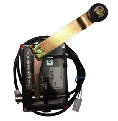 TRINCO PORTA EIXO VERTICAL TF2 DIREITO - 19755101